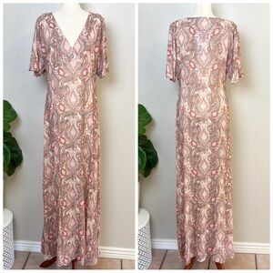 •LETARTE• Pink Paisley Ela Flutter Sleeve V-Neck Maxi Dress Side Slits Small